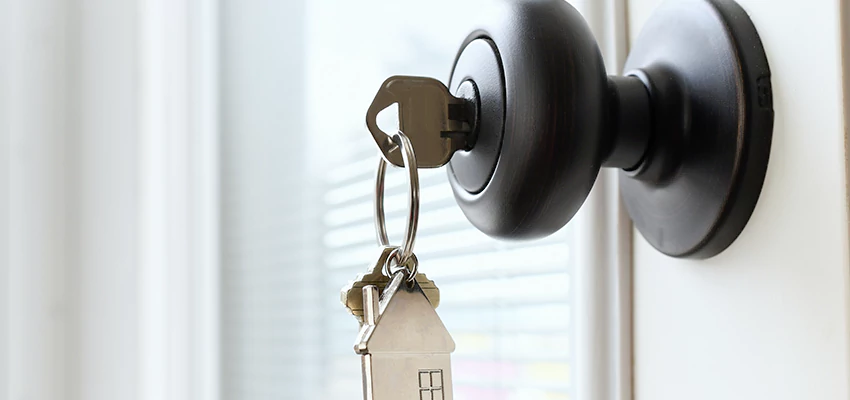 Bifold Door Knob Replacement in East Foothills, California