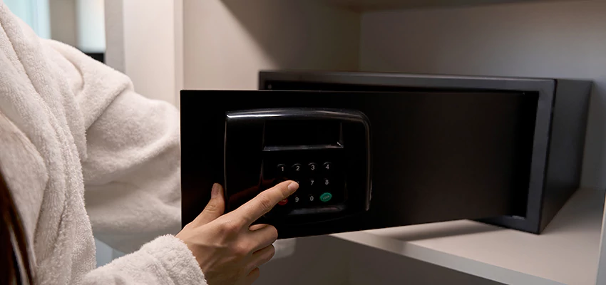 Safe Unlocking Service Company in East Foothills, California