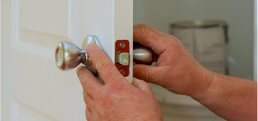 AAA Locksmiths For lock Replacement in East Foothills, California