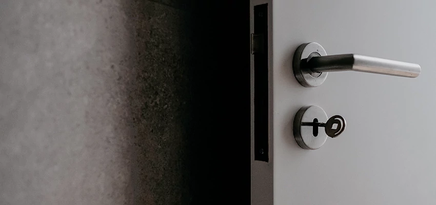 Front Door Handle Repair And Installation in East Foothills, CA